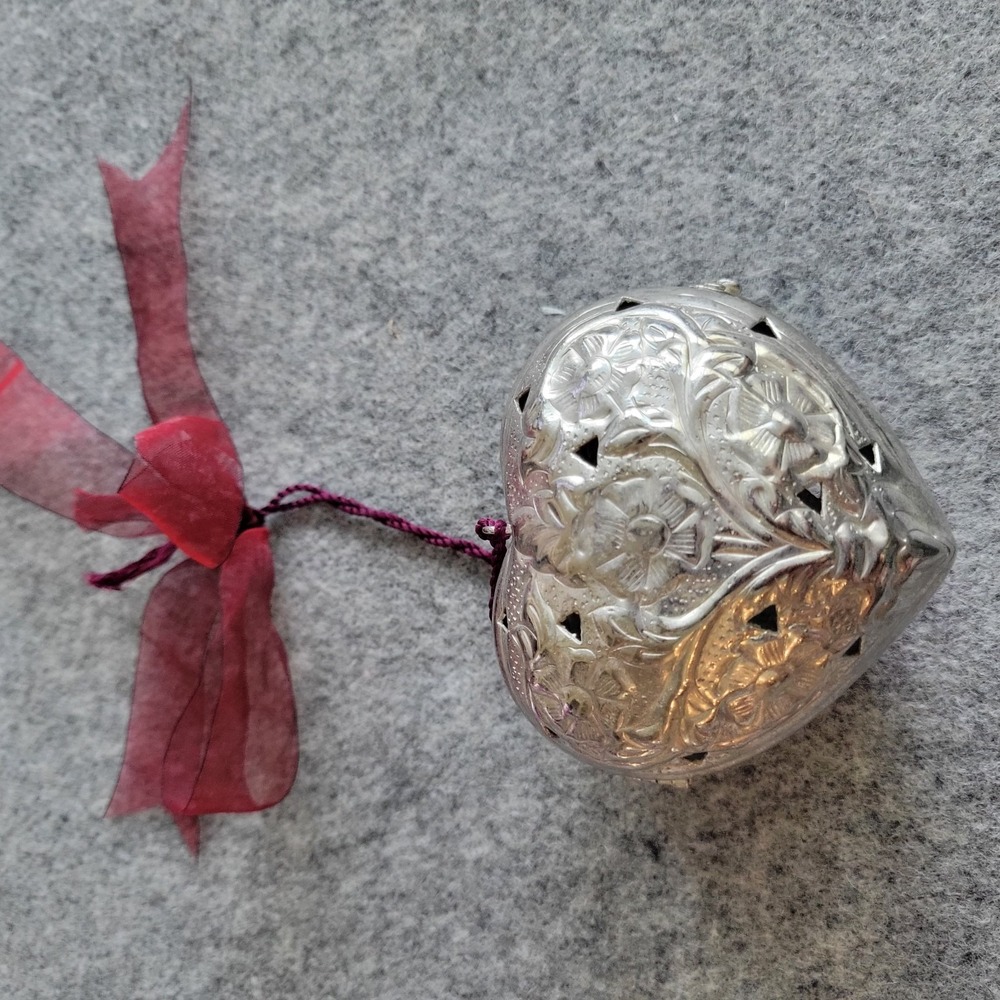Vintage Ornament Hinged Silver Metal Heart Shaped Potpourri Hanging Holder